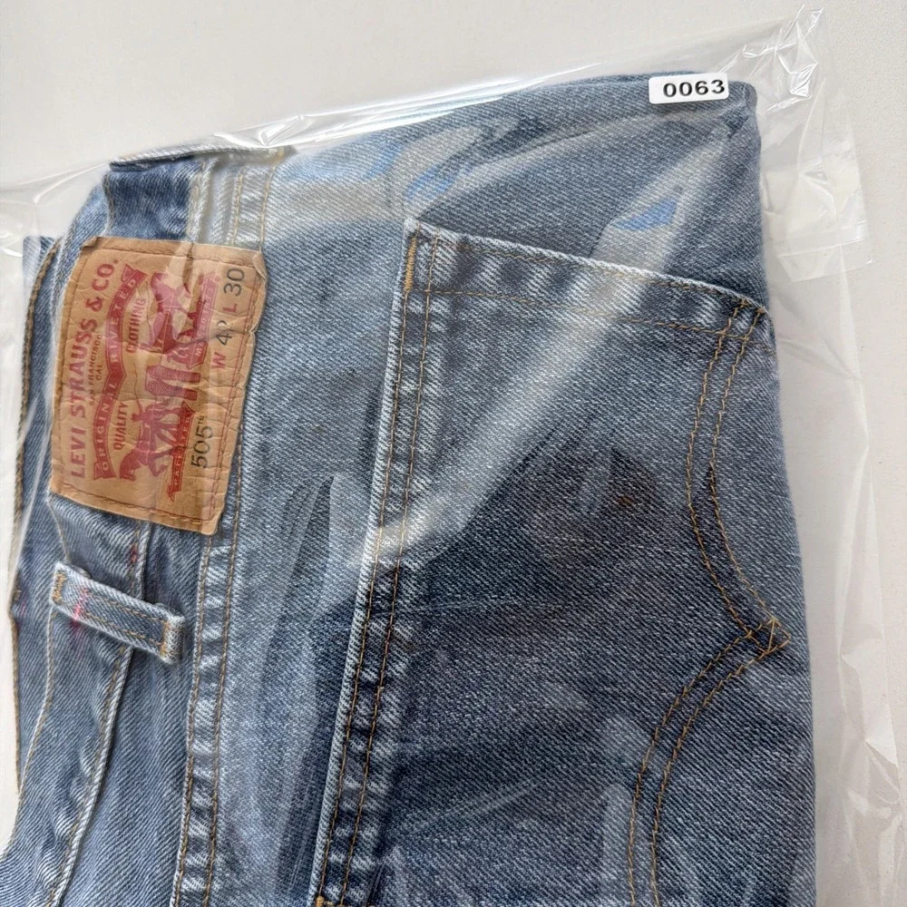 Levis 505 Jeans Pants Regular Fit Straight Leg Medium Stonewash Mens 42x30